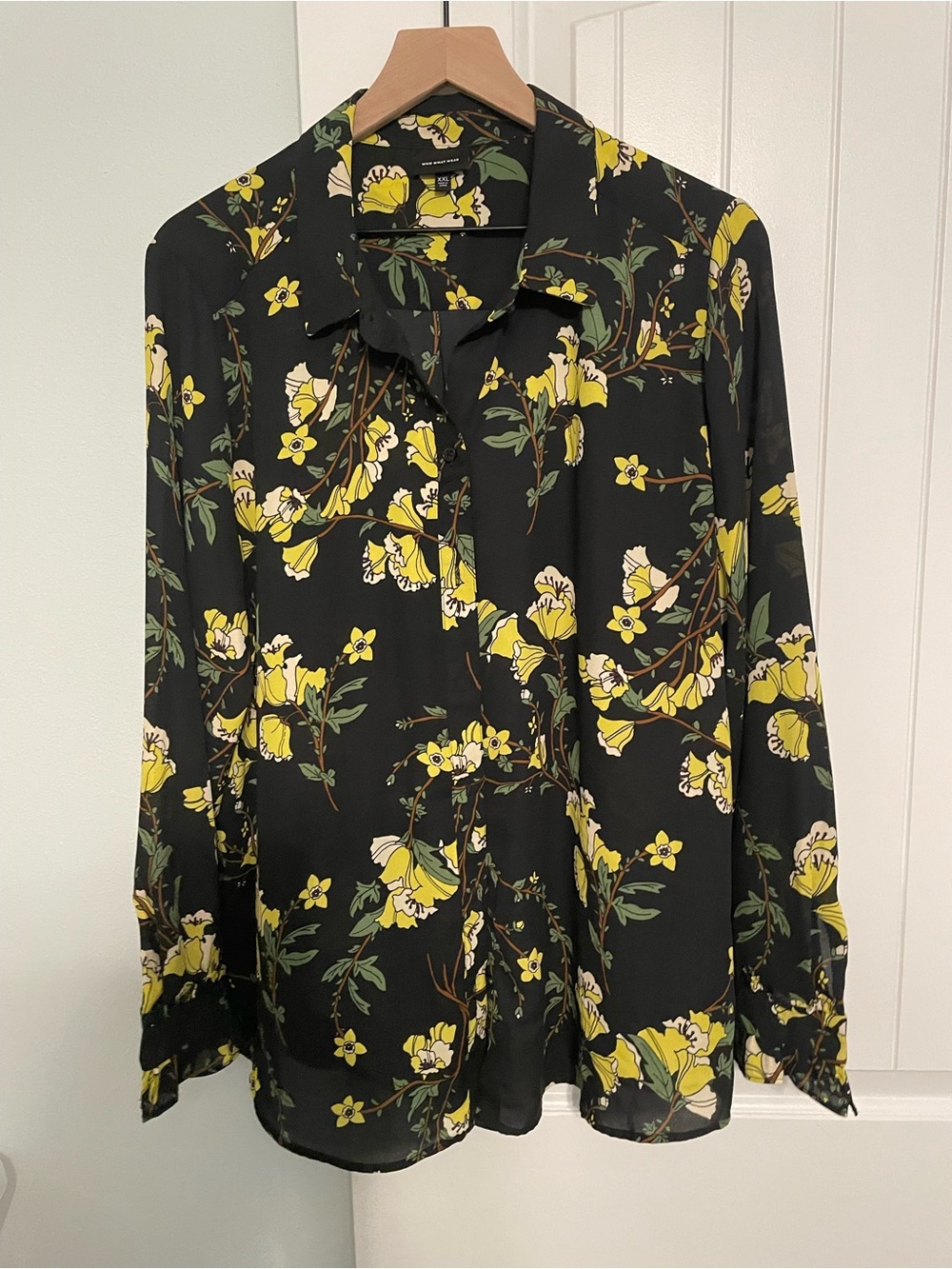 Who What Wear Black Floral Button-Down Shirt with Yellow Flowers